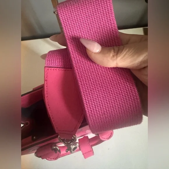 Gucci Hot Pink GG Mini Tote with Blue Logo - Picture 11 of 16